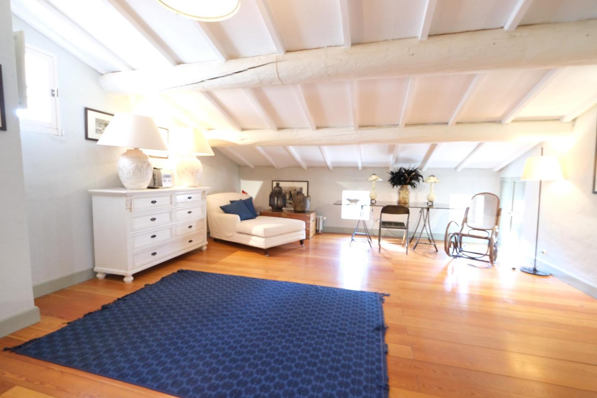 Superbe Mas Provençal 600m2 avec une Superbe Piscine Chauffée et très grand jardin 9000m2, situé au cœur du Luberon en campagne proche de L'Isle sur la Sorgue, 12 personnes, LS2-17 FIGNOULADO Cavaillon Esterno foto