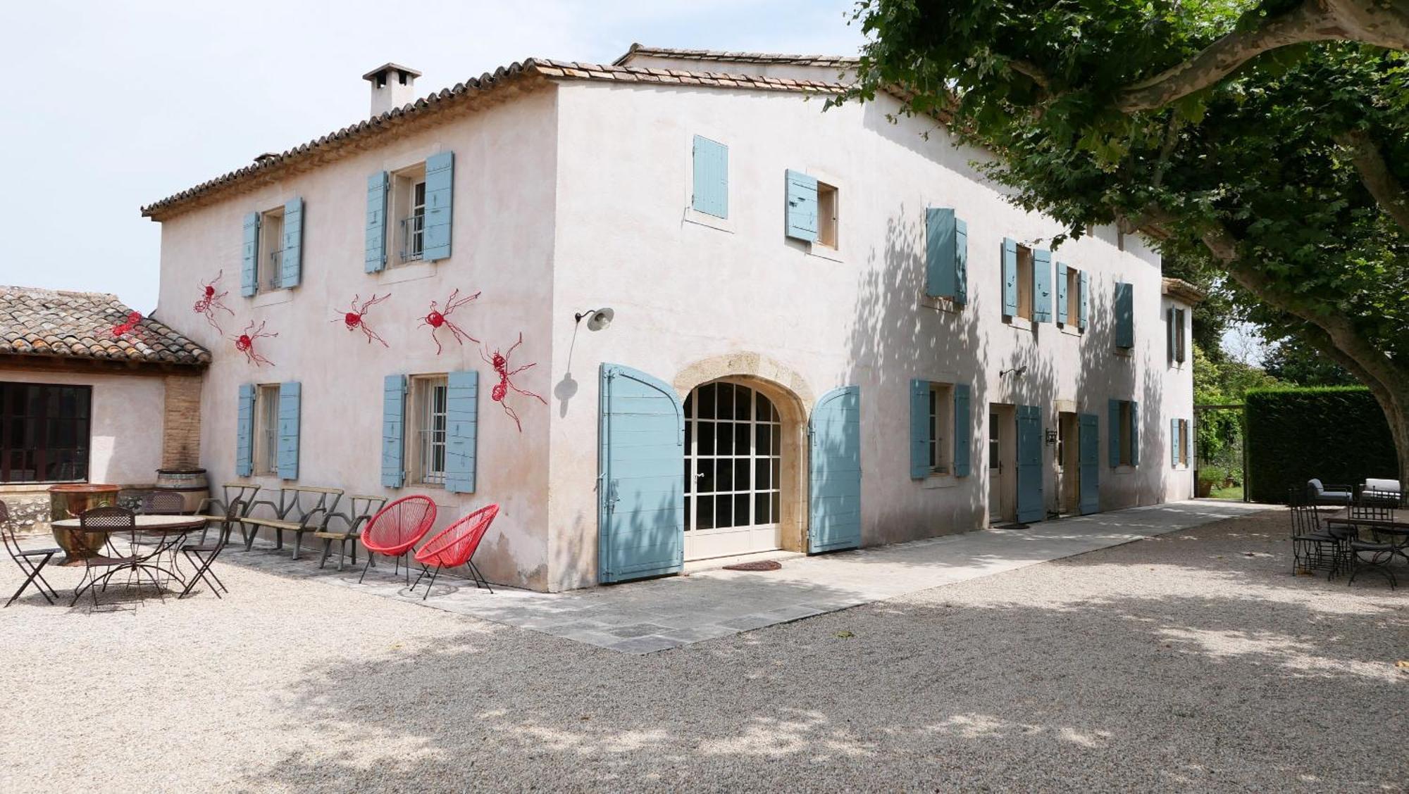 Superbe Mas Provençal 600m2 avec une Superbe Piscine Chauffée et très grand jardin 9000m2, situé au cœur du Luberon en campagne proche de L'Isle sur la Sorgue, 12 personnes, LS2-17 FIGNOULADO Cavaillon Esterno foto
