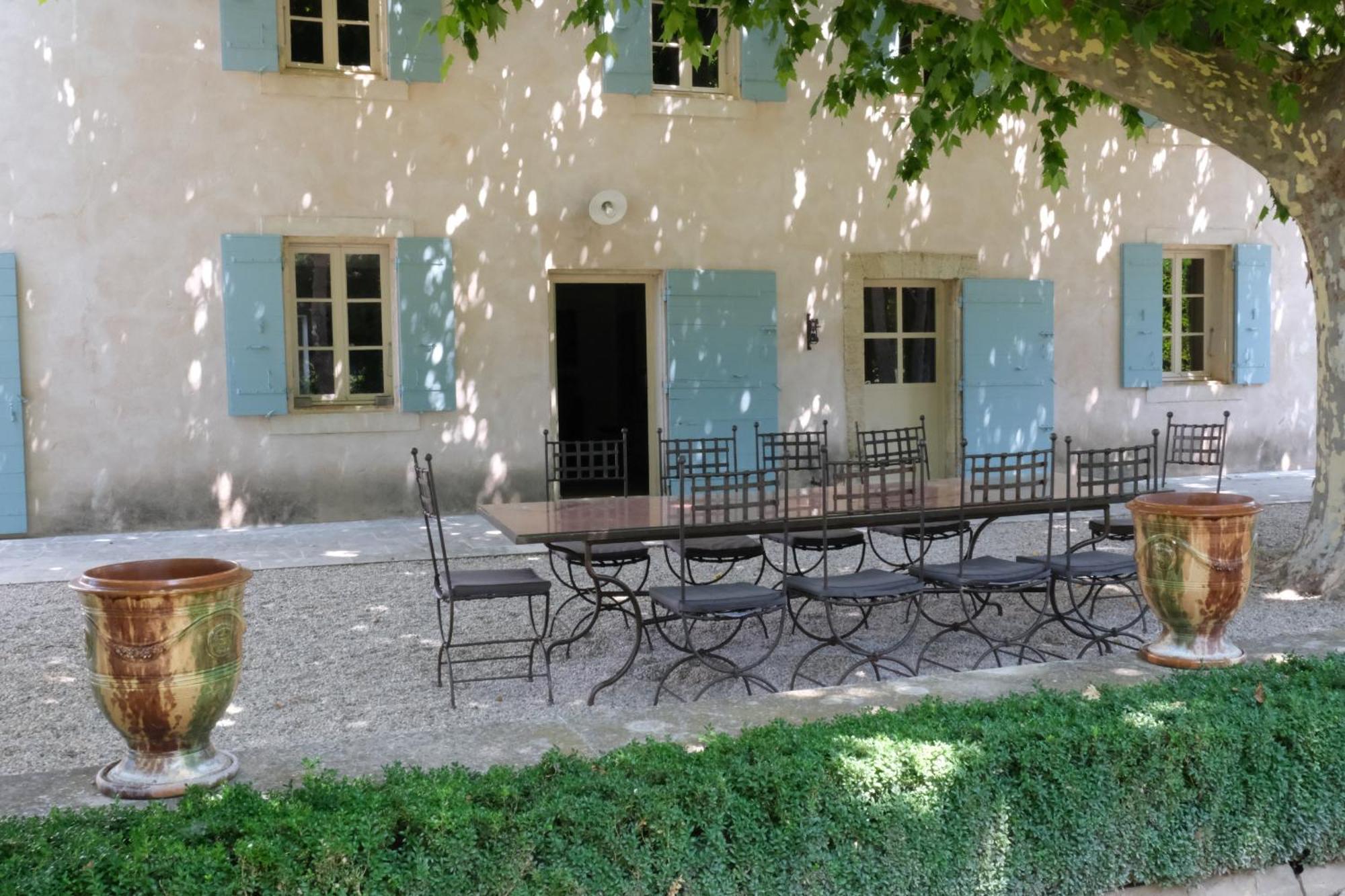 Superbe Mas Provençal 600m2 avec une Superbe Piscine Chauffée et très grand jardin 9000m2, situé au cœur du Luberon en campagne proche de L'Isle sur la Sorgue, 12 personnes, LS2-17 FIGNOULADO Cavaillon Esterno foto