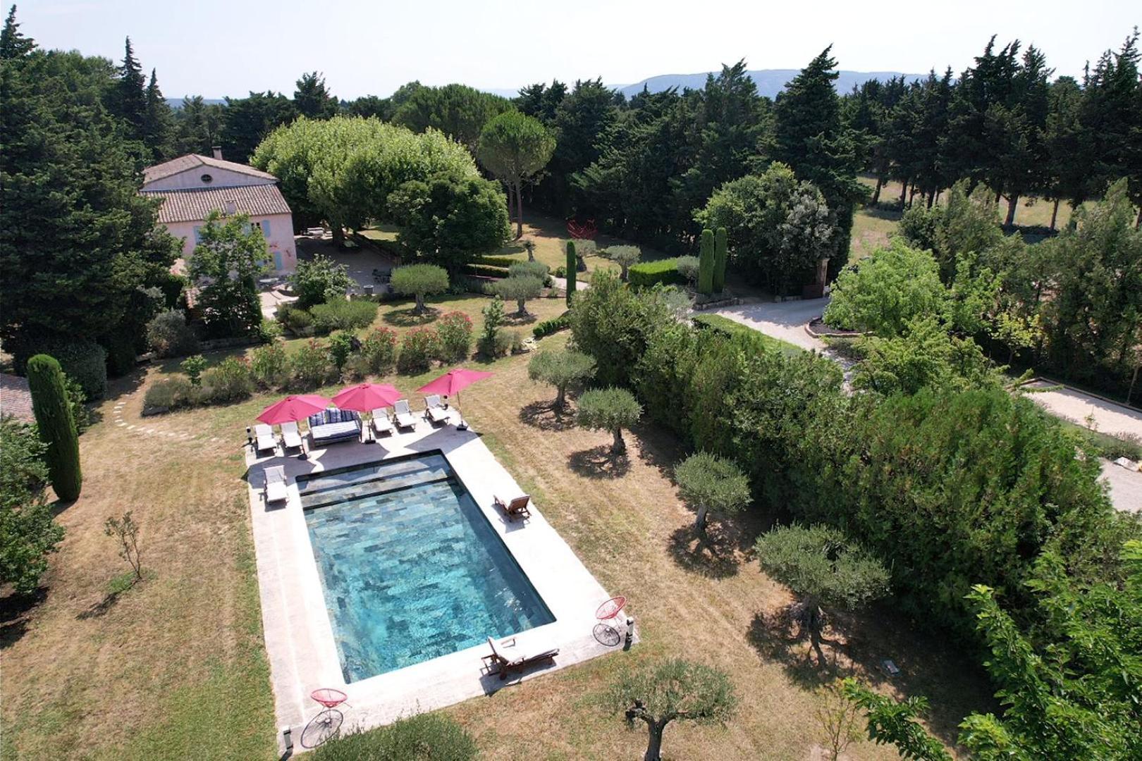 Superbe Mas Provençal 600m2 avec une Superbe Piscine Chauffée et très grand jardin 9000m2, situé au cœur du Luberon en campagne proche de L'Isle sur la Sorgue, 12 personnes, LS2-17 FIGNOULADO Cavaillon Esterno foto